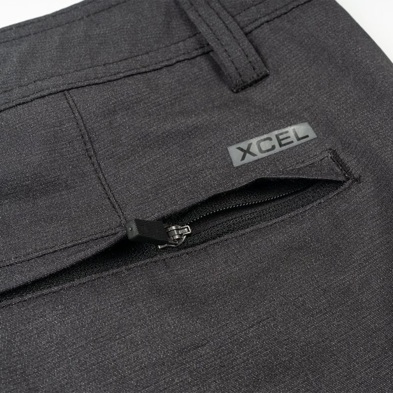 XCEL HYDRO X CHINO M1402CHI BLK D4 WEB 1